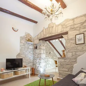 Apartment Mario, Pula