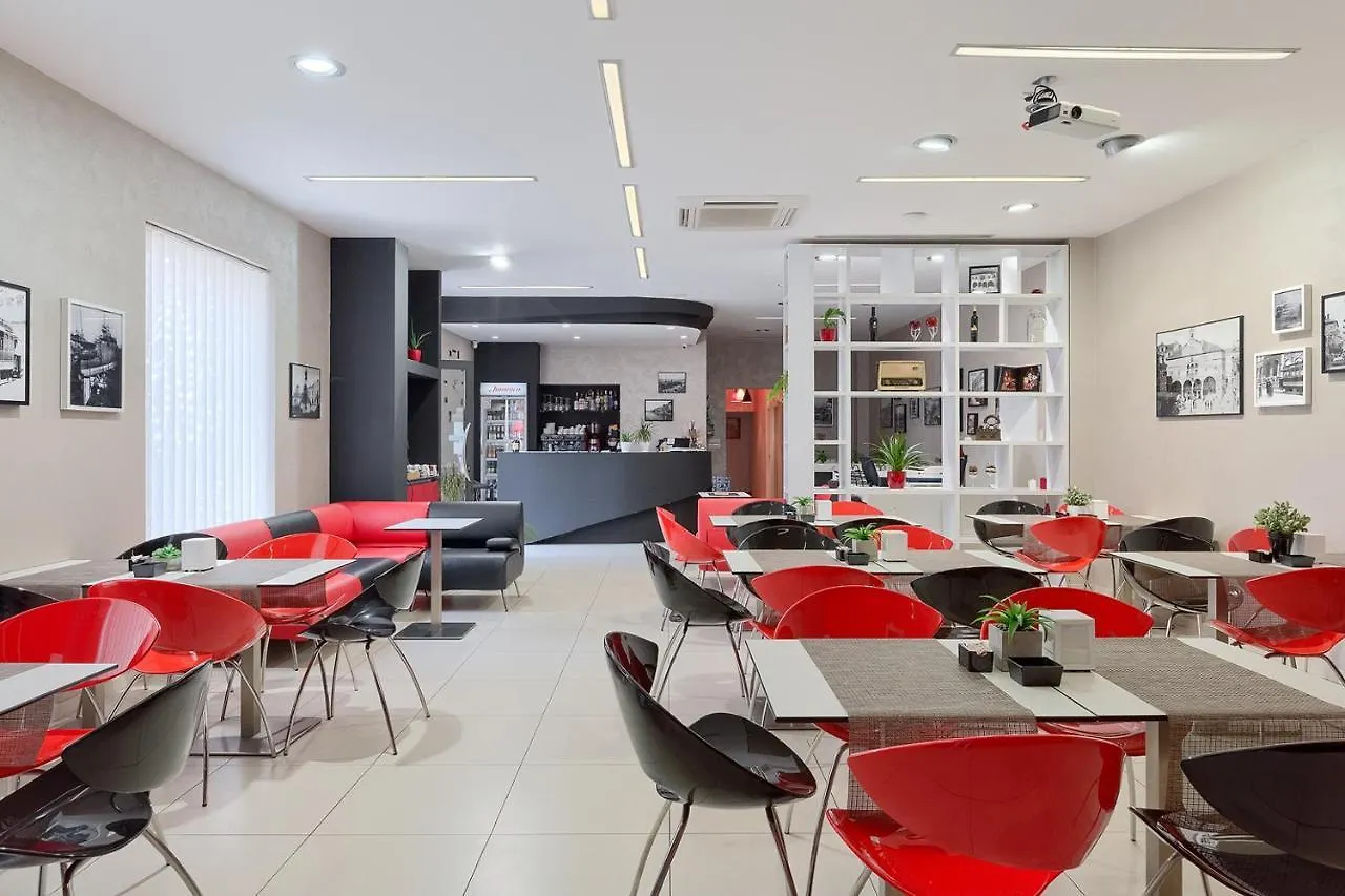 Pula City Center Accommodation With Free Parking