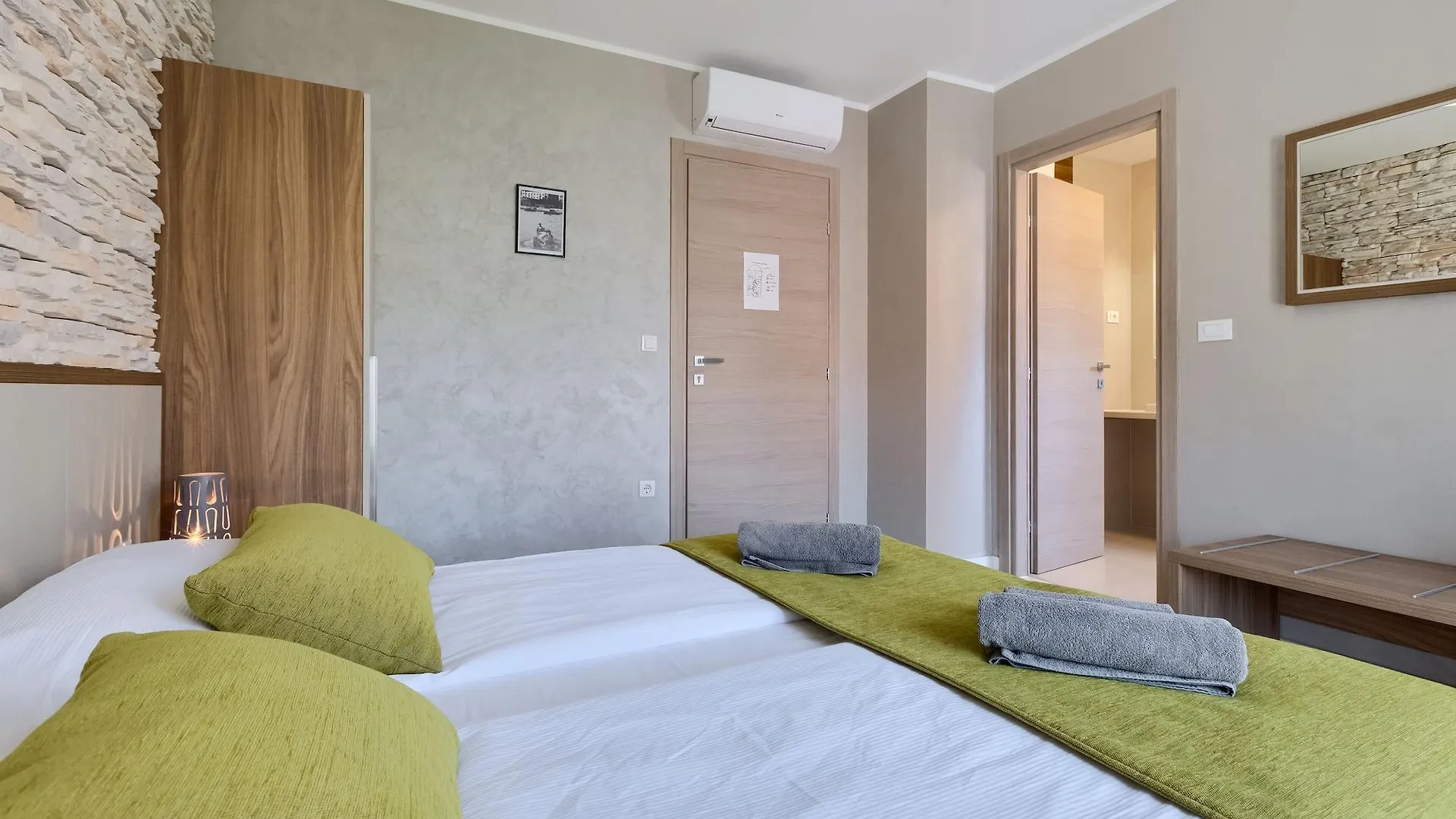 Pula City Center Accommodation With Free Parking Bed and Breakfast