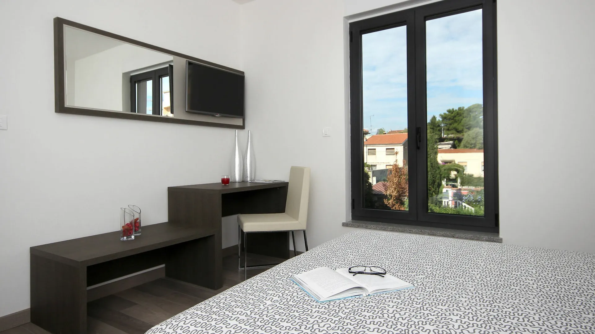 Pula City Center Accommodation With Free Parking
